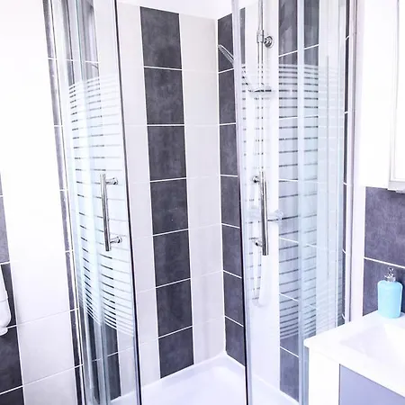 Luckey Homes - Rue Dulac Paris